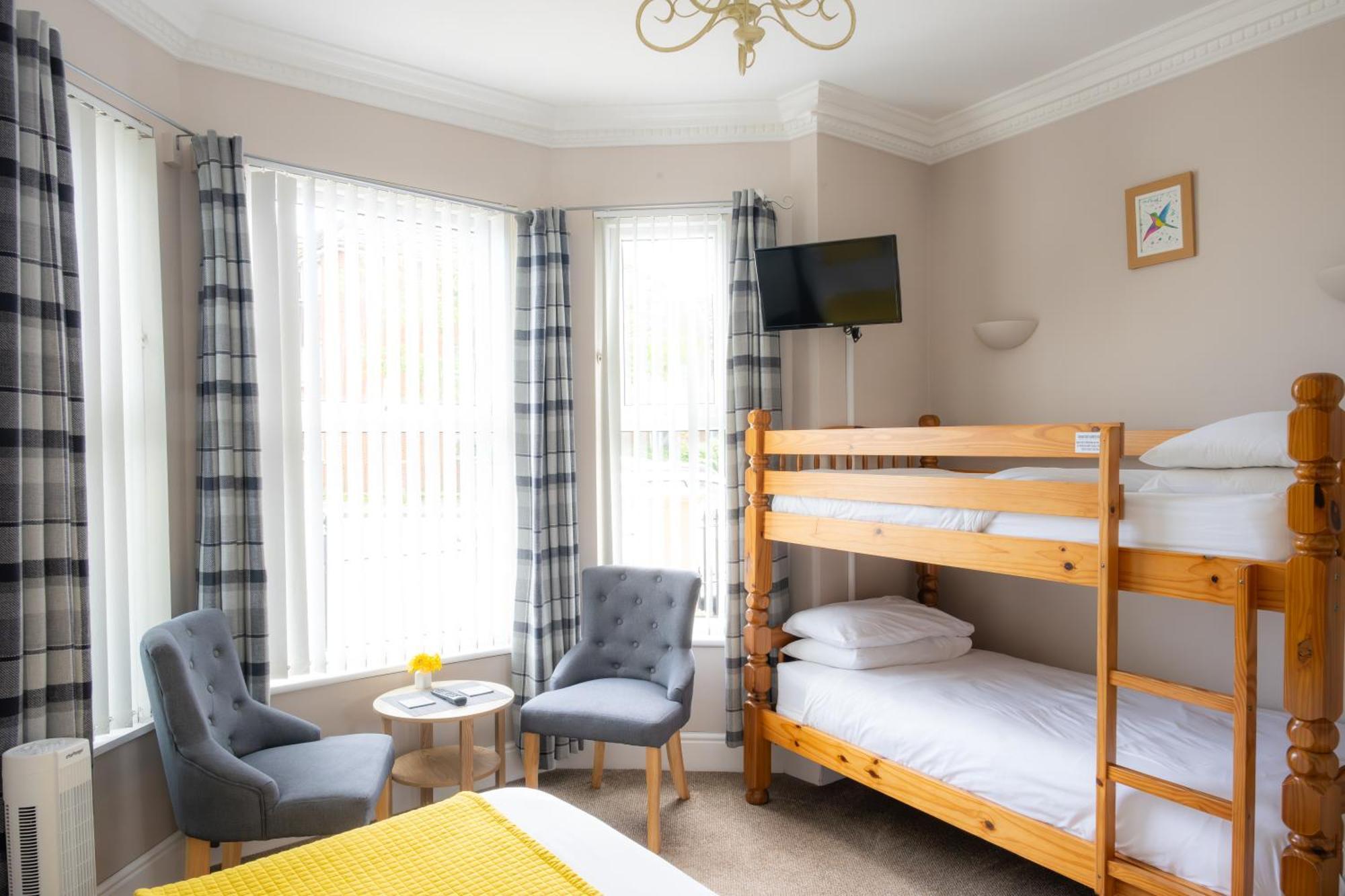 The Courtyard Guest House Great Yarmouth Esterno foto