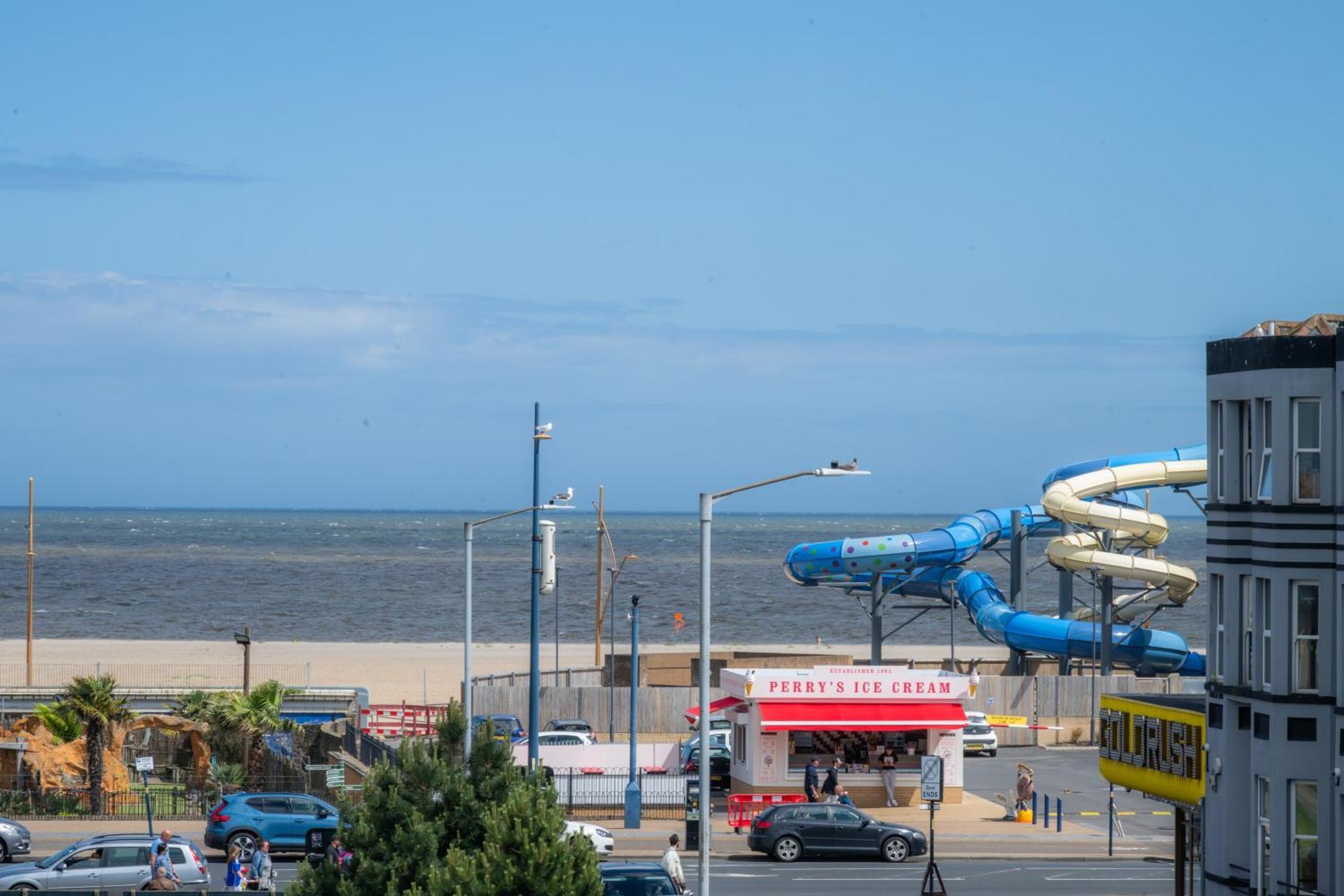 The Courtyard Guest House Great Yarmouth Esterno foto